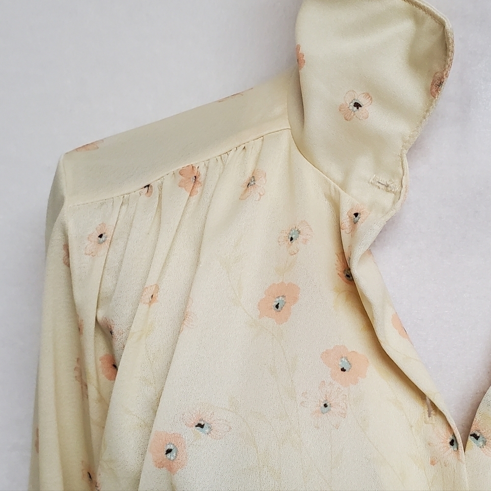 VINTAGE 1960s Boho Yellow Multi-color Floral Long Sleeves Button Up Day Blouse - Picture 6 of 14